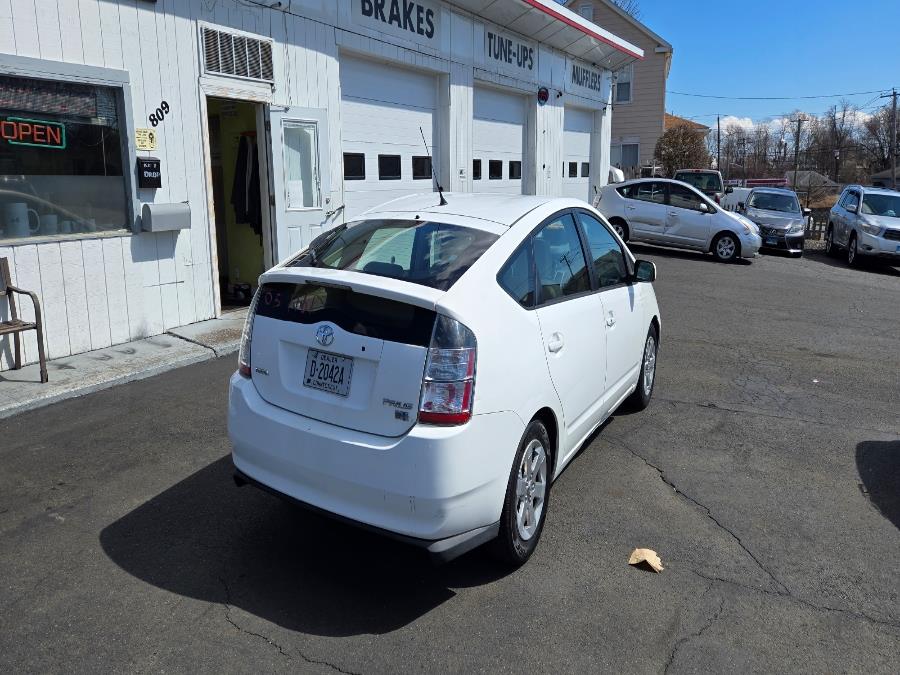2005 Toyota Prius 5dr HB (Natl), available for sale in West Haven, Connecticut | Uzun Auto. West Haven, Connecticut 2005 Toyota Prius 5dr HB (Natl), available for sale in West Haven, Connecticut | Uzun Auto. West Haven, Connecticut
