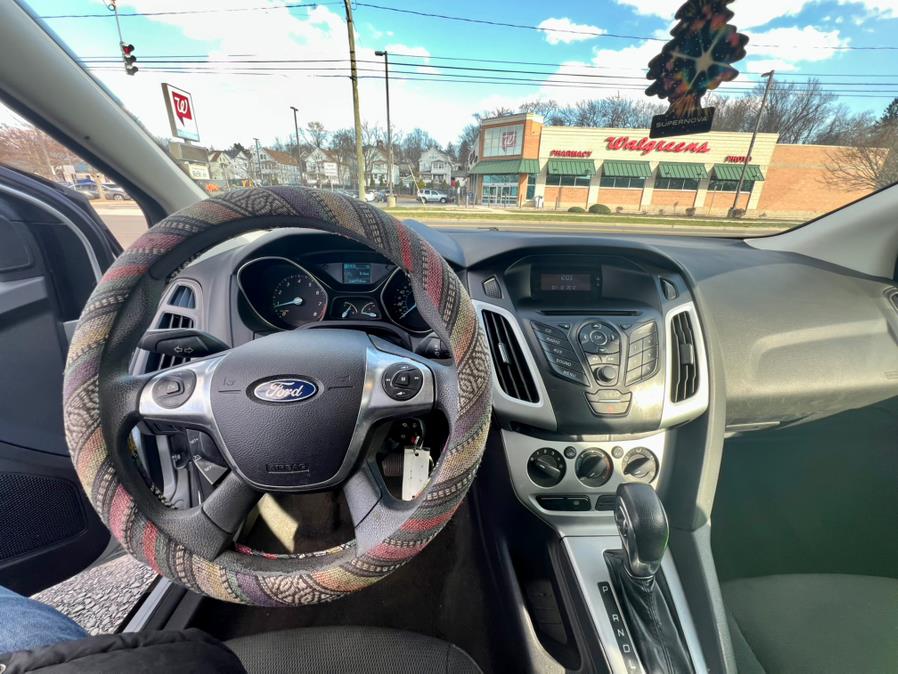 2012 Ford Focus 4dr Sdn SE, available for sale in Wallingford, Connecticut | Wallingford Auto Center LLC. Wallingford, Connecticut 2012 Ford Focus 4dr Sdn SE, available for sale in Wallingford, Connecticut | Wallingford Auto Center LLC. Wallingford, Connecticut