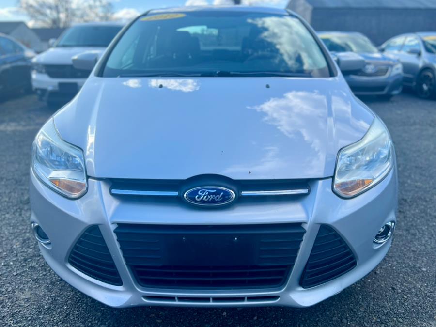 2012 Ford Focus 4dr Sdn SE, available for sale in Wallingford, Connecticut | Wallingford Auto Center LLC. Wallingford, Connecticut 2012 Ford Focus 4dr Sdn SE, available for sale in Wallingford, Connecticut | Wallingford Auto Center LLC. Wallingford, Connecticut