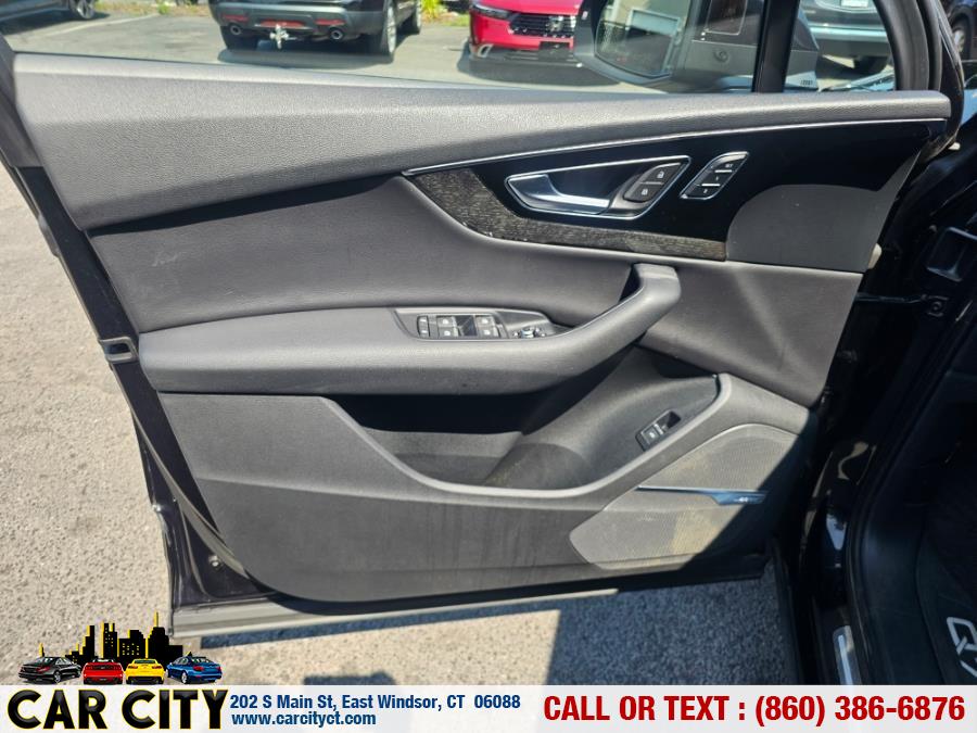 2017 Audi Q7 3.0 TFSI Premium Plus, available for sale in East Windsor, Connecticut | Car City LLC. East Windsor, Connecticut 2017 Audi Q7 3.0 TFSI Premium Plus, available for sale in East Windsor, Connecticut | Car City LLC. East Windsor, Connecticut