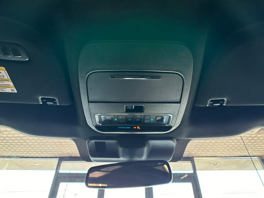 2022 Ford F-150 LARIAT 4WD SuperCrew 5.5'' Box, available for sale in Massapequa Park, New York | Power Motors East. Massapequa Park, New York 2022 Ford F-150 LARIAT 4WD SuperCrew 5.5'' Box, available for sale in Massapequa Park, New York | Power Motors East. Massapequa Park, New York