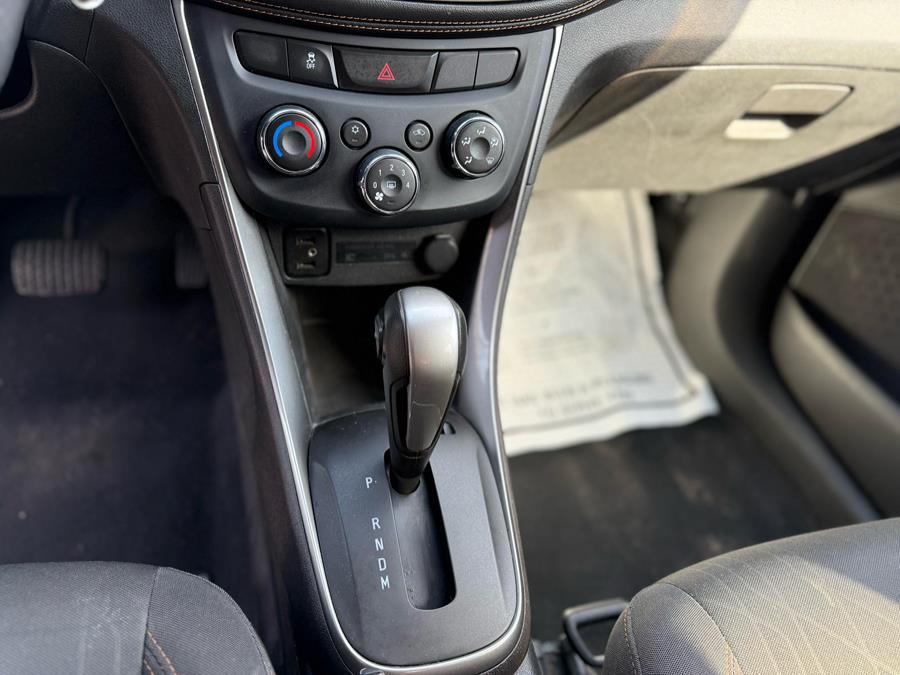 2017 Chevrolet Trax FWD 4dr LT, available for sale in BURLINGTON, New Jersey | Tri States Auto Group. BURLINGTON, New Jersey 2017 Chevrolet Trax FWD 4dr LT, available for sale in BURLINGTON, New Jersey | Tri States Auto Group. BURLINGTON, New Jersey