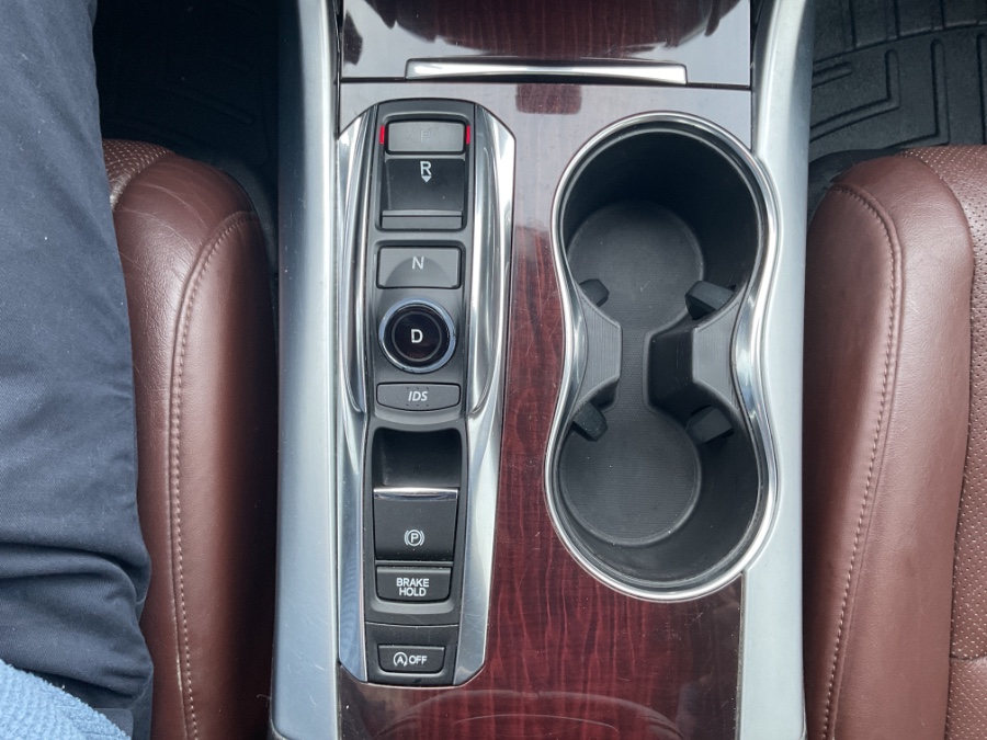 2016 Acura TLX 4dr Sdn SH-AWD V6 Tech, available for sale in Waterbury, Connecticut | Jim Juliani Motors. Waterbury, Connecticut 2016 Acura TLX 4dr Sdn SH-AWD V6 Tech, available for sale in Waterbury, Connecticut | Jim Juliani Motors. Waterbury, Connecticut