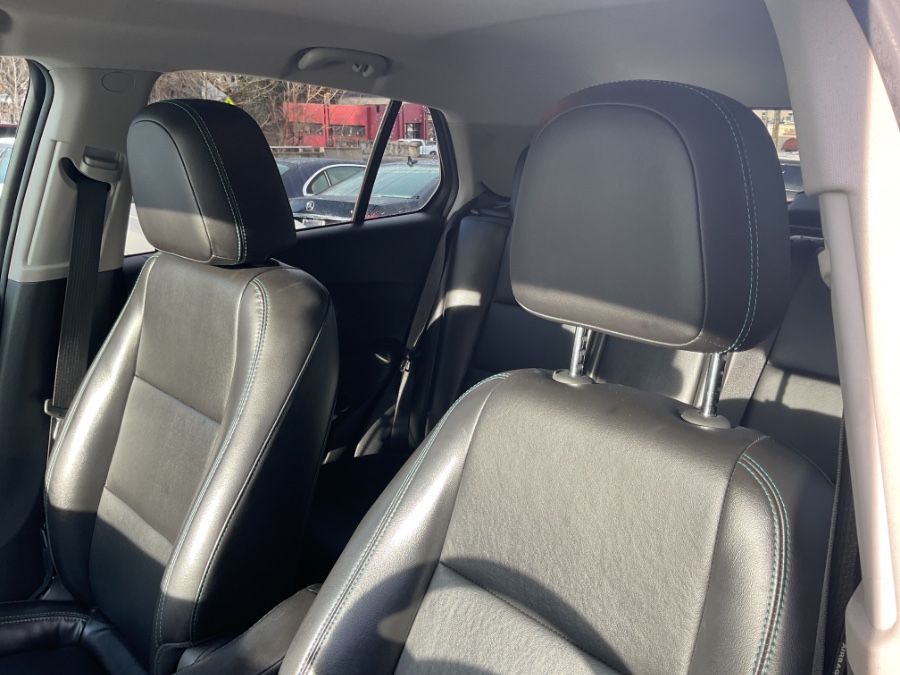 2016 Chevrolet Trax AWD 4dr LTZ, available for sale in Waterbury, Connecticut | Jim Juliani Motors. Waterbury, Connecticut 2016 Chevrolet Trax AWD 4dr LTZ, available for sale in Waterbury, Connecticut | Jim Juliani Motors. Waterbury, Connecticut