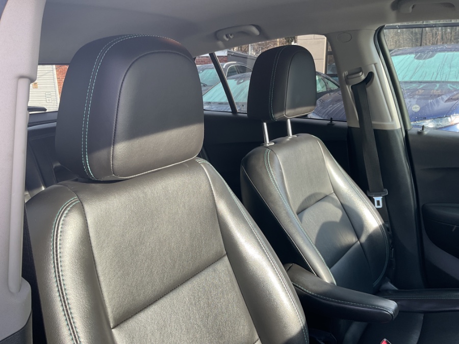 2016 Chevrolet Trax AWD 4dr LTZ, available for sale in Waterbury, Connecticut | Jim Juliani Motors. Waterbury, Connecticut 2016 Chevrolet Trax AWD 4dr LTZ, available for sale in Waterbury, Connecticut | Jim Juliani Motors. Waterbury, Connecticut