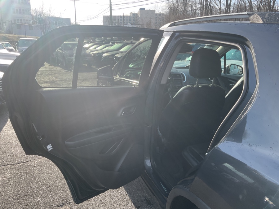 2016 Chevrolet Trax AWD 4dr LTZ, available for sale in Waterbury, Connecticut | Jim Juliani Motors. Waterbury, Connecticut 2016 Chevrolet Trax AWD 4dr LTZ, available for sale in Waterbury, Connecticut | Jim Juliani Motors. Waterbury, Connecticut