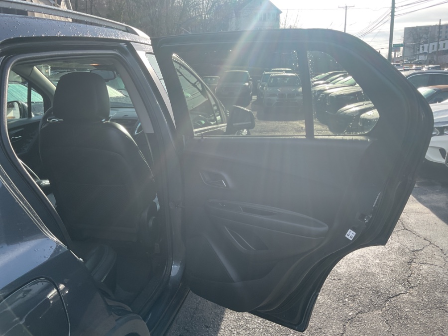 2016 Chevrolet Trax AWD 4dr LTZ, available for sale in Waterbury, Connecticut | Jim Juliani Motors. Waterbury, Connecticut 2016 Chevrolet Trax AWD 4dr LTZ, available for sale in Waterbury, Connecticut | Jim Juliani Motors. Waterbury, Connecticut