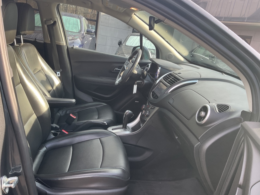 2016 Chevrolet Trax AWD 4dr LTZ, available for sale in Waterbury, Connecticut | Jim Juliani Motors. Waterbury, Connecticut 2016 Chevrolet Trax AWD 4dr LTZ, available for sale in Waterbury, Connecticut | Jim Juliani Motors. Waterbury, Connecticut