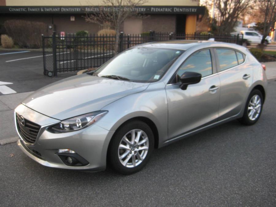Used 2015 Mazda Mazda3 in Massapequa, New York | Rite Choice Auto Inc.. Massapequa, New York
