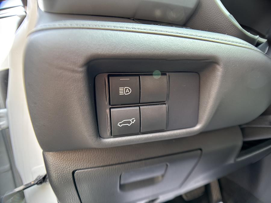 2020 Toyota Highlander XLE, available for sale in NEW BRITAIN, Connecticut | Prestige Auto Superstore. NEW BRITAIN, Connecticut 2020 Toyota Highlander XLE, available for sale in NEW BRITAIN, Connecticut | Prestige Auto Superstore. NEW BRITAIN, Connecticut