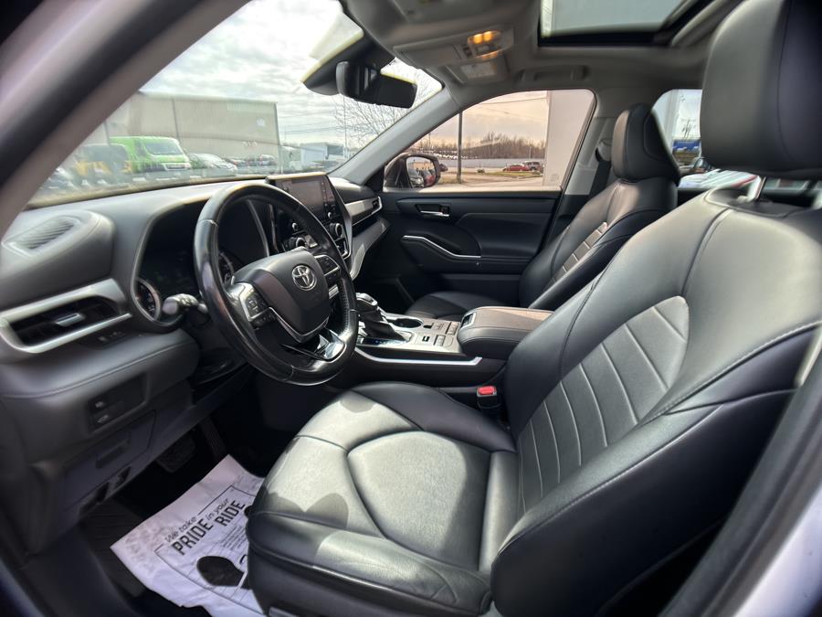 2020 Toyota Highlander XLE, available for sale in NEW BRITAIN, Connecticut | Prestige Auto Superstore. NEW BRITAIN, Connecticut 2020 Toyota Highlander XLE, available for sale in NEW BRITAIN, Connecticut | Prestige Auto Superstore. NEW BRITAIN, Connecticut