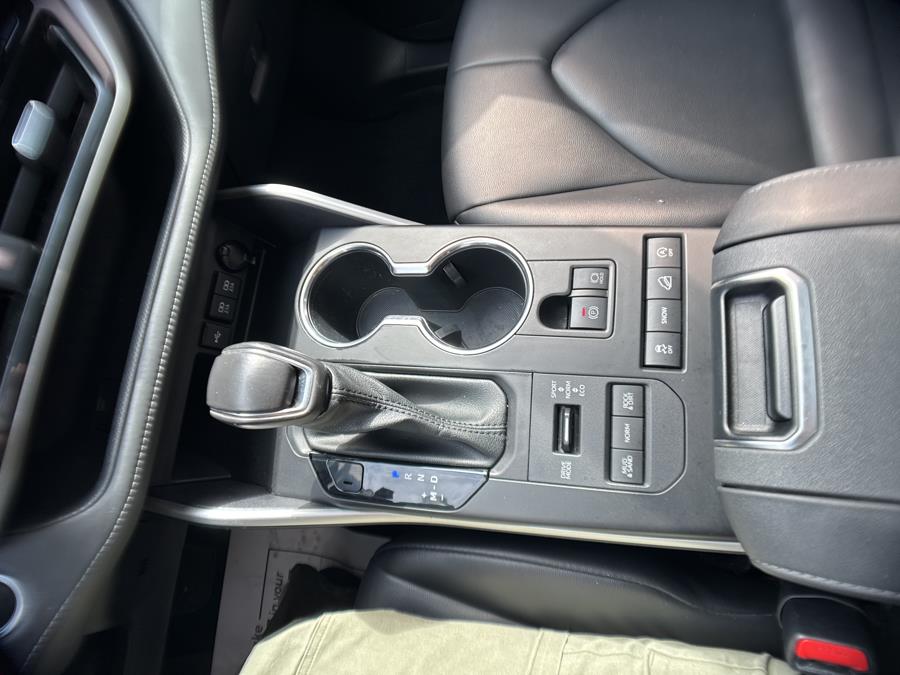 2020 Toyota Highlander XLE, available for sale in NEW BRITAIN, Connecticut | Prestige Auto Superstore. NEW BRITAIN, Connecticut 2020 Toyota Highlander XLE, available for sale in NEW BRITAIN, Connecticut | Prestige Auto Superstore. NEW BRITAIN, Connecticut