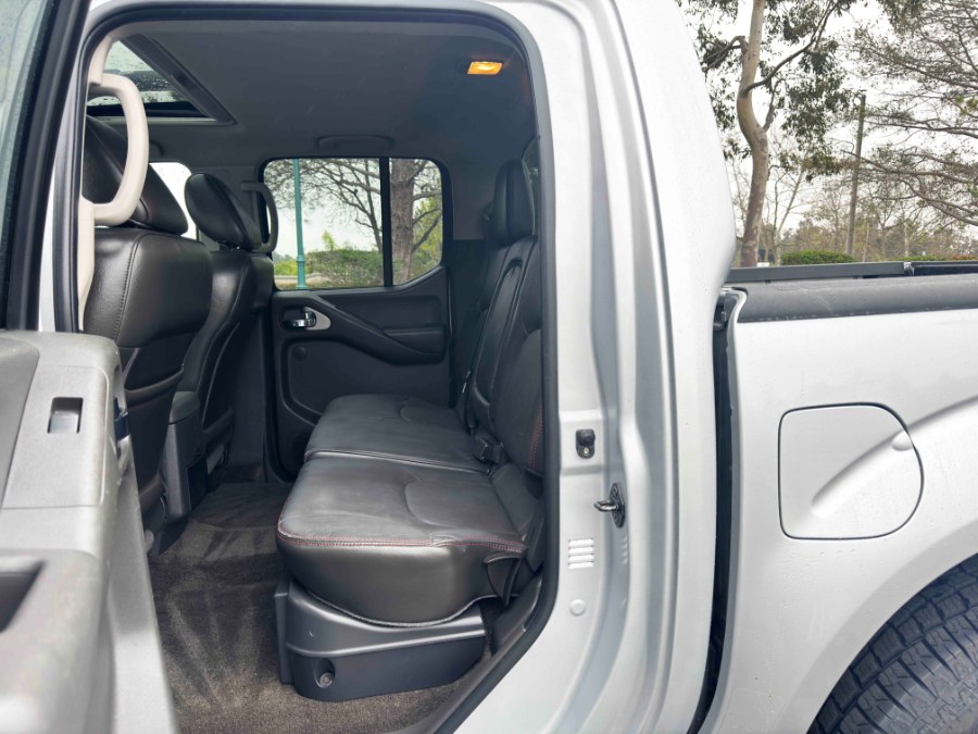 2012 Nissan Frontier 4WD Crew Cab SWB Auto PRO-4X, available for sale in Lake Forest, California | Pacific Green Line. Lake Forest, California 2012 Nissan Frontier 4WD Crew Cab SWB Auto PRO-4X, available for sale in Lake Forest, California | Pacific Green Line. Lake Forest, California