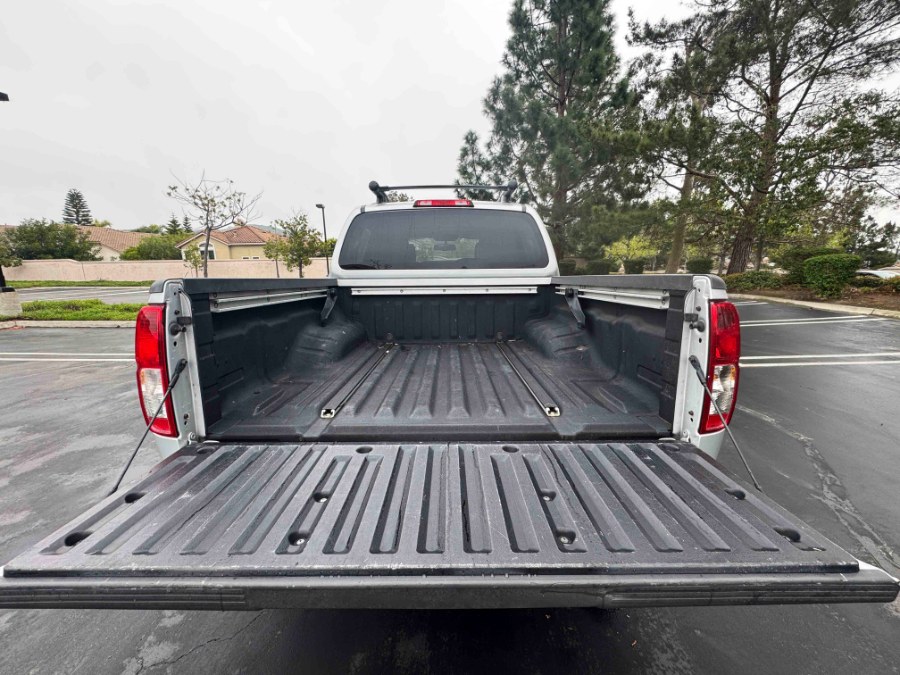 2012 Nissan Frontier 4WD Crew Cab SWB Auto PRO-4X, available for sale in Lake Forest, California | Pacific Green Line. Lake Forest, California 2012 Nissan Frontier 4WD Crew Cab SWB Auto PRO-4X, available for sale in Lake Forest, California | Pacific Green Line. Lake Forest, California