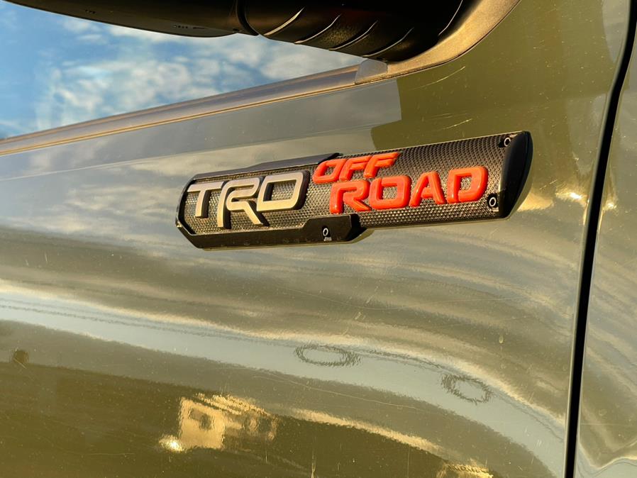2021 Toyota Tacoma 4WD TRD Off Road Double Cab 5'' Bed V6 AT (Natl), available for sale in Hillside, New Jersey | Champion Auto Hillside. Hillside, New Jersey 2021 Toyota Tacoma 4WD TRD Off Road Double Cab 5'' Bed V6 AT (Natl), available for sale in Hillside, New Jersey | Champion Auto Hillside. Hillside, New Jersey