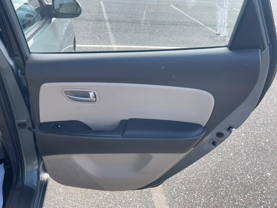 2009 Hyundai Elantra 4dr Sdn Auto GLS, available for sale in East Windsor, Connecticut | STS Automotive. East Windsor, Connecticut 2009 Hyundai Elantra 4dr Sdn Auto GLS, available for sale in East Windsor, Connecticut | STS Automotive. East Windsor, Connecticut