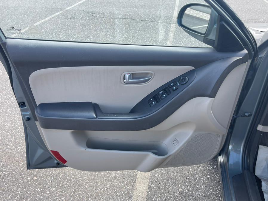 2009 Hyundai Elantra 4dr Sdn Auto GLS, available for sale in East Windsor, Connecticut | STS Automotive. East Windsor, Connecticut 2009 Hyundai Elantra 4dr Sdn Auto GLS, available for sale in East Windsor, Connecticut | STS Automotive. East Windsor, Connecticut