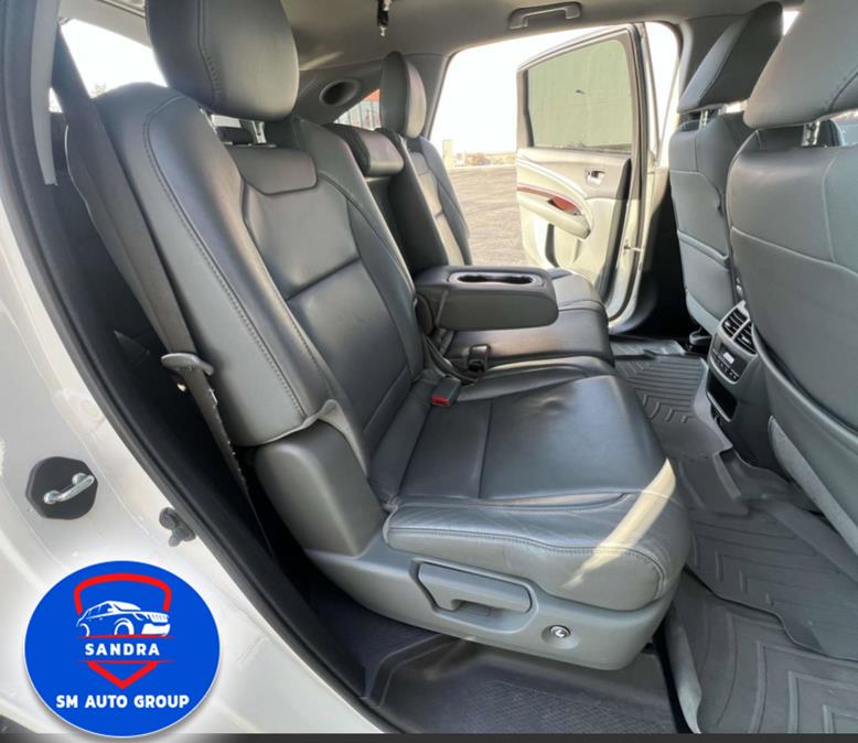 2014 Acura MDX SH-AWD 4dr Tech Pkg, available for sale in Milford, Connecticut | Sandra Auto Broker LLC. Milford, Connecticut 2014 Acura MDX SH-AWD 4dr Tech Pkg, available for sale in Milford, Connecticut | Sandra Auto Broker LLC. Milford, Connecticut
