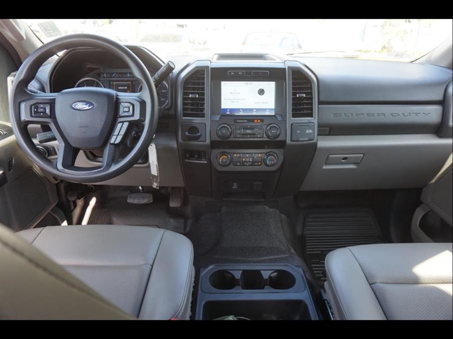2020 Ford F-350 Super Duty XL, available for sale in Fort Myers, Florida | Carlux Fort Myers. Fort Myers, Florida 2020 Ford F-350 Super Duty XL, available for sale in Fort Myers, Florida | Carlux Fort Myers. Fort Myers, Florida