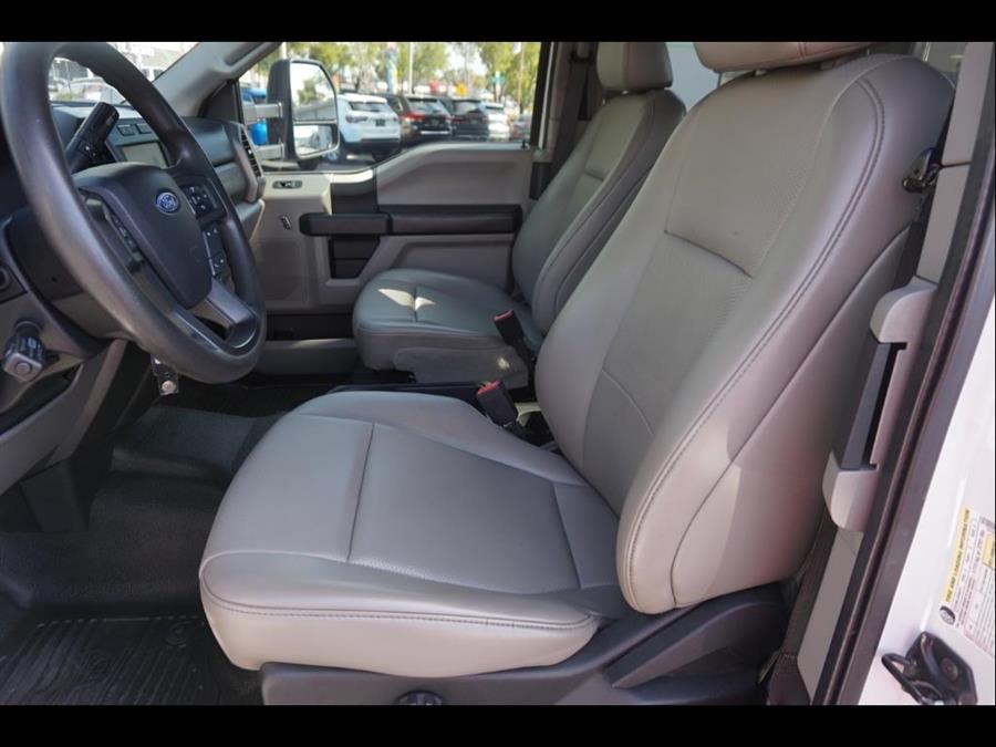 2020 Ford F-350 Super Duty XL, available for sale in Fort Myers, Florida | Carlux Fort Myers. Fort Myers, Florida 2020 Ford F-350 Super Duty XL, available for sale in Fort Myers, Florida | Carlux Fort Myers. Fort Myers, Florida