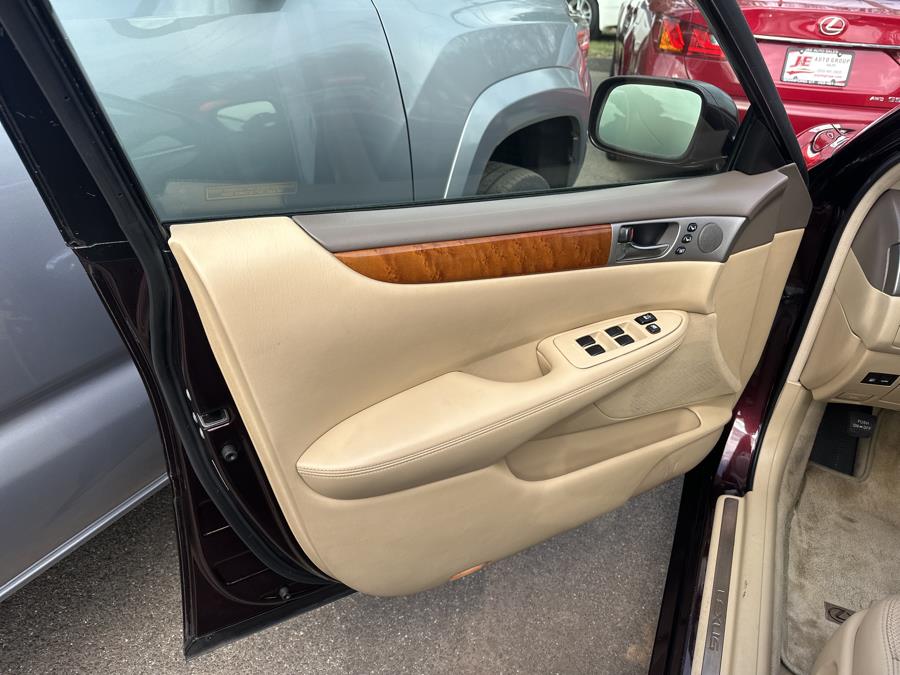 2006 Lexus ES 330 4dr Sdn, available for sale in Branford, Connecticut | J&E Auto Sales LLC. Branford, Connecticut 2006 Lexus ES 330 4dr Sdn, available for sale in Branford, Connecticut | J&E Auto Sales LLC. Branford, Connecticut
