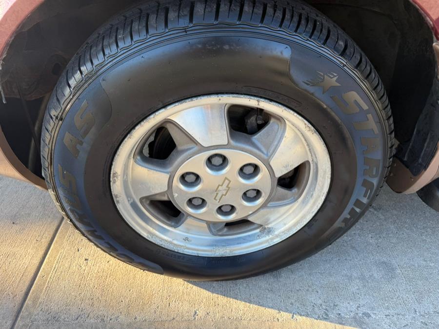 2003 Chevrolet Astro Passenger Ext 111" WB, available for sale in Jamaica, New York | Sylhet Motors Inc.. Jamaica, New York 2003 Chevrolet Astro Passenger Ext 111" WB, available for sale in Jamaica, New York | Sylhet Motors Inc.. Jamaica, New York