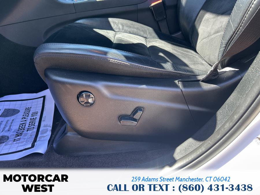 2018 Jeep Grand Cherokee Altitude 4x4 *Ltd Avail*, available for sale in Manchester, Connecticut | Motorcar West. Manchester, Connecticut 2018 Jeep Grand Cherokee Altitude 4x4 *Ltd Avail*, available for sale in Manchester, Connecticut | Motorcar West. Manchester, Connecticut