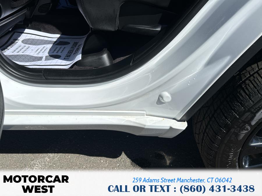 2018 Jeep Grand Cherokee Altitude 4x4 *Ltd Avail*, available for sale in Manchester, Connecticut | Motorcar West. Manchester, Connecticut 2018 Jeep Grand Cherokee Altitude 4x4 *Ltd Avail*, available for sale in Manchester, Connecticut | Motorcar West. Manchester, Connecticut