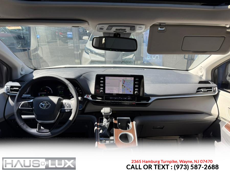2022 Toyota Sienna XLE FWD 8-Passenger (Natl), available for sale in Wayne, New Jersey | Haus of Lux. Wayne, New Jersey 2022 Toyota Sienna XLE FWD 8-Passenger (Natl), available for sale in Wayne, New Jersey | Haus of Lux. Wayne, New Jersey