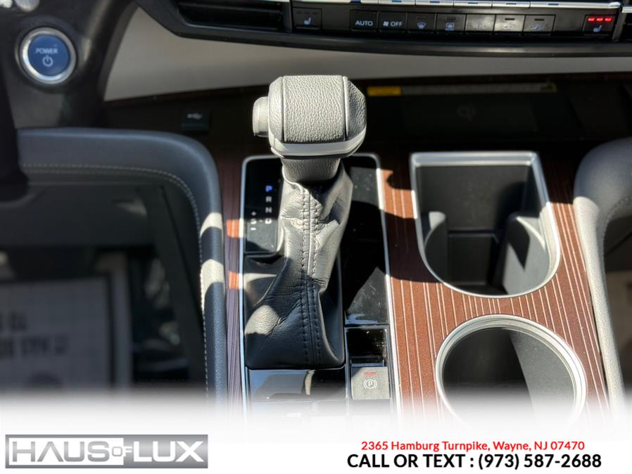 2022 Toyota Sienna XLE FWD 8-Passenger (Natl), available for sale in Wayne, New Jersey | Haus of Lux. Wayne, New Jersey 2022 Toyota Sienna XLE FWD 8-Passenger (Natl), available for sale in Wayne, New Jersey | Haus of Lux. Wayne, New Jersey