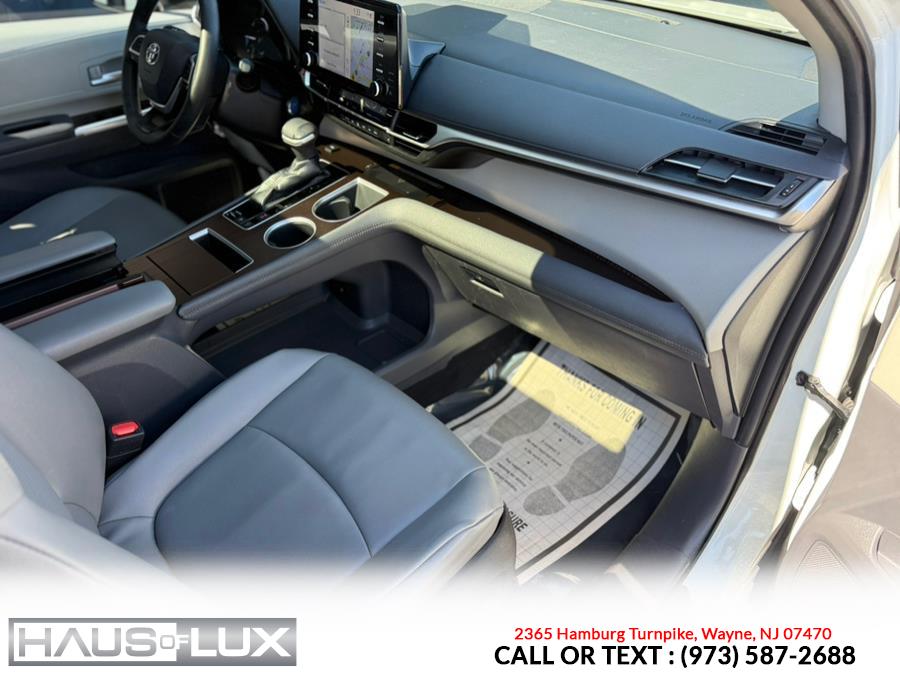 2022 Toyota Sienna XLE FWD 8-Passenger (Natl), available for sale in Wayne, New Jersey | Haus of Lux. Wayne, New Jersey 2022 Toyota Sienna XLE FWD 8-Passenger (Natl), available for sale in Wayne, New Jersey | Haus of Lux. Wayne, New Jersey