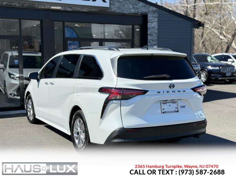 2022 Toyota Sienna XLE FWD 8-Passenger (Natl), available for sale in Wayne, New Jersey | Haus of Lux. Wayne, New Jersey 2022 Toyota Sienna XLE FWD 8-Passenger (Natl), available for sale in Wayne, New Jersey | Haus of Lux. Wayne, New Jersey
