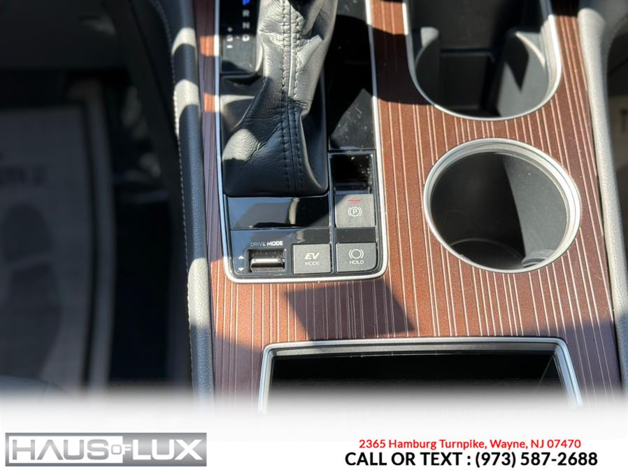 2022 Toyota Sienna XLE FWD 8-Passenger (Natl), available for sale in Wayne, New Jersey | Haus of Lux. Wayne, New Jersey 2022 Toyota Sienna XLE FWD 8-Passenger (Natl), available for sale in Wayne, New Jersey | Haus of Lux. Wayne, New Jersey