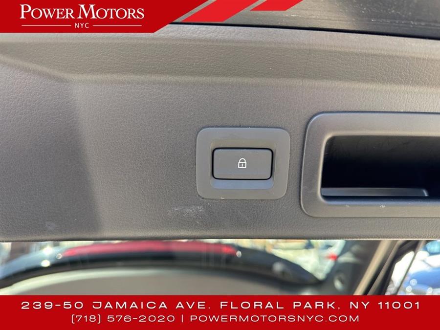 2024 Mazda Cx-30 2.5 S Select Sport, available for sale in Floral Park, New York | Shop Auto NY. Floral Park, New York 2024 Mazda Cx-30 2.5 S Select Sport, available for sale in Floral Park, New York | Shop Auto NY. Floral Park, New York