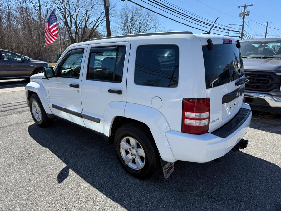 2011 Jeep Liberty 4WD 4dr Sport, available for sale in Huntington Station, New York | Huntington Auto Mall. Huntington Station, New York 2011 Jeep Liberty 4WD 4dr Sport, available for sale in Huntington Station, New York | Huntington Auto Mall. Huntington Station, New York