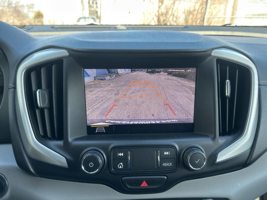 2020 GMC Terrain FWD 4dr SLT, available for sale in Milford, Connecticut | Dealertown Auto Wholesalers. Milford, Connecticut 2020 GMC Terrain FWD 4dr SLT, available for sale in Milford, Connecticut | Dealertown Auto Wholesalers. Milford, Connecticut