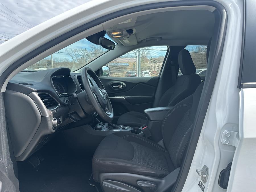 2021 Jeep Cherokee Latitude 4x4, available for sale in Milford, Connecticut | Dealertown Auto Wholesalers. Milford, Connecticut 2021 Jeep Cherokee Latitude 4x4, available for sale in Milford, Connecticut | Dealertown Auto Wholesalers. Milford, Connecticut