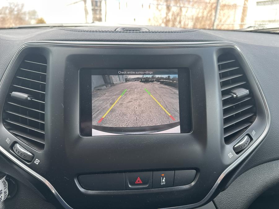 2021 Jeep Cherokee Latitude 4x4, available for sale in Milford, Connecticut | Dealertown Auto Wholesalers. Milford, Connecticut 2021 Jeep Cherokee Latitude 4x4, available for sale in Milford, Connecticut | Dealertown Auto Wholesalers. Milford, Connecticut