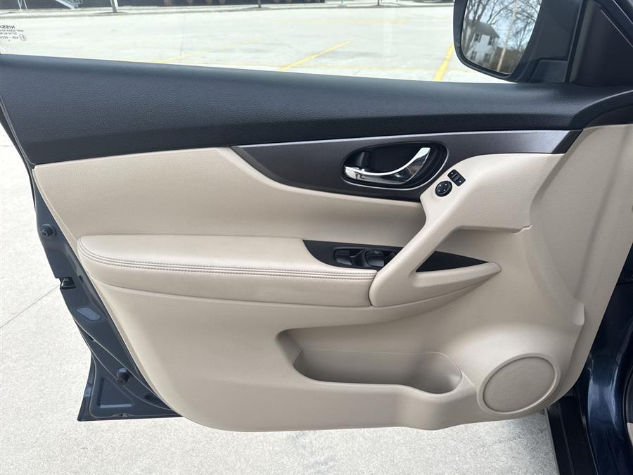 2015 Nissan Rogue SV, available for sale in Elida, Ohio | Josh's All Under Ten LLC. Elida, Ohio 2015 Nissan Rogue SV, available for sale in Elida, Ohio | Josh's All Under Ten LLC. Elida, Ohio