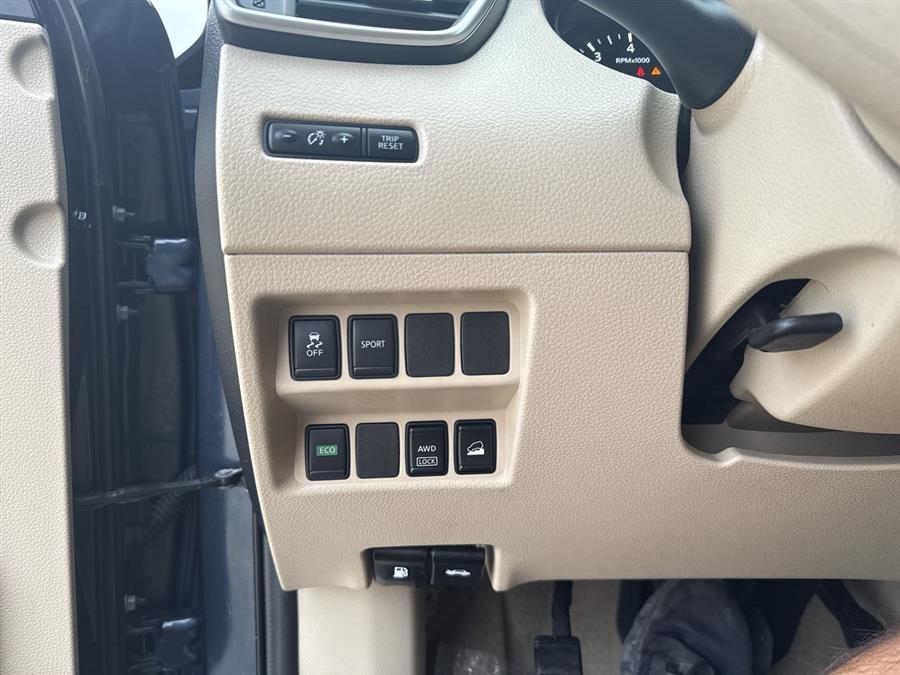 2015 Nissan Rogue SV, available for sale in Elida, Ohio | Josh's All Under Ten LLC. Elida, Ohio 2015 Nissan Rogue SV, available for sale in Elida, Ohio | Josh's All Under Ten LLC. Elida, Ohio