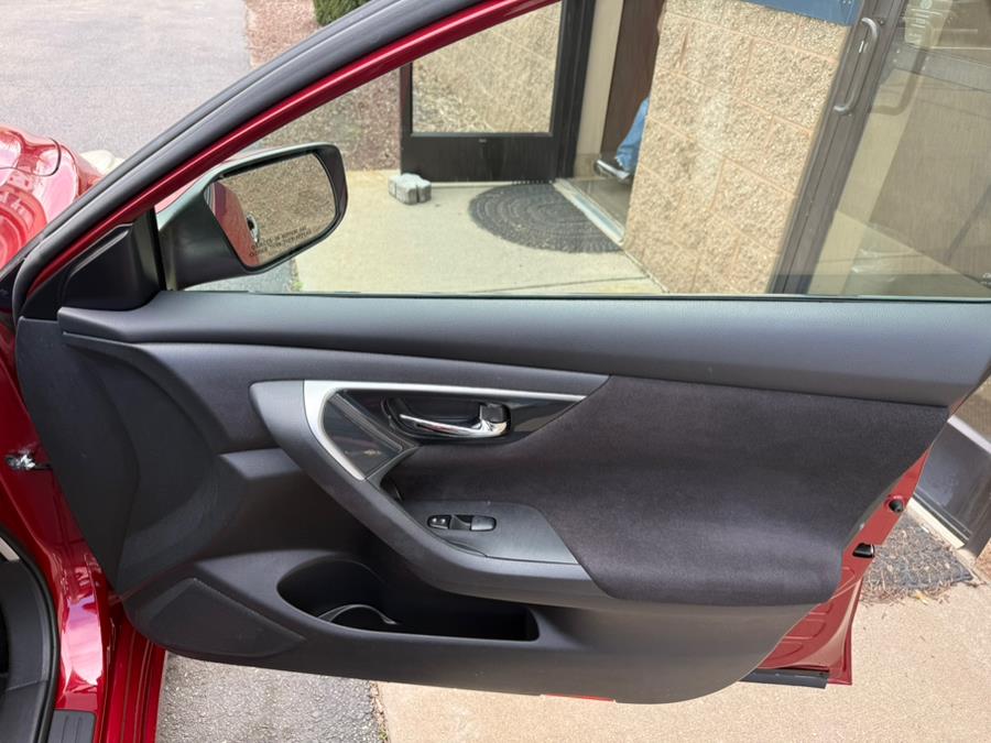 2013 Nissan Altima 4dr Sdn I4 2.5 S, available for sale in East Windsor, Connecticut | Century Auto And Truck. East Windsor, Connecticut 2013 Nissan Altima 4dr Sdn I4 2.5 S, available for sale in East Windsor, Connecticut | Century Auto And Truck. East Windsor, Connecticut