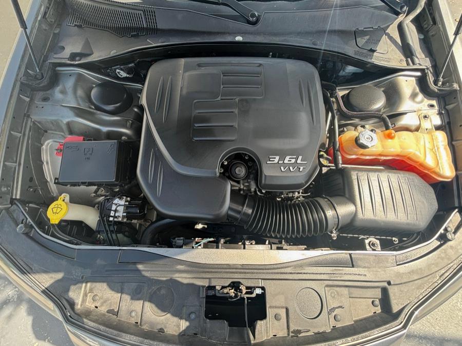 2012 Chrysler 300 4dr Sdn V6 Limited RWD, available for sale in Santa Ana, California | Auto Max Of Santa Ana. Santa Ana, California 2012 Chrysler 300 4dr Sdn V6 Limited RWD, available for sale in Santa Ana, California | Auto Max Of Santa Ana. Santa Ana, California