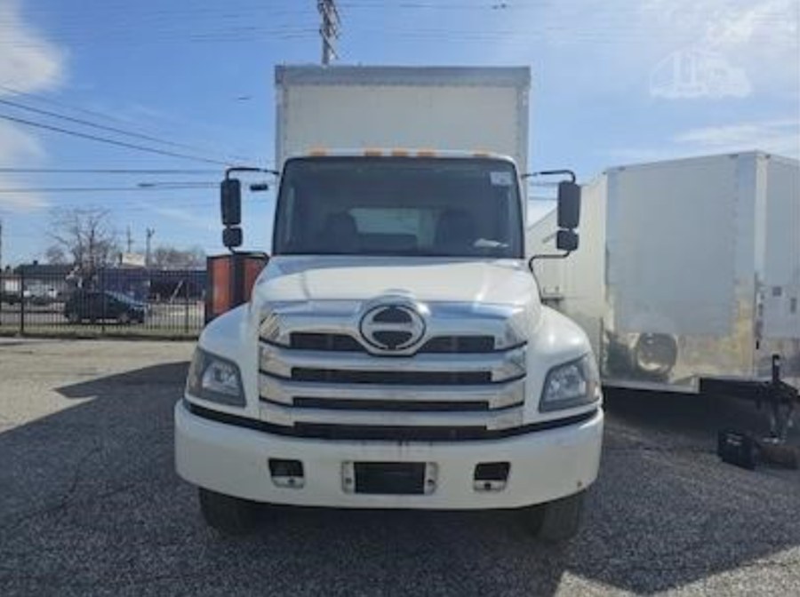 2021 Hino L6 26 FEET DRY BOX + LIFT GATE + NO CDL, available for sale in South Amboy, New Jersey | NJ Truck Spot. South Amboy, New Jersey 2021 Hino L6 26 FEET DRY BOX + LIFT GATE + NO CDL, available for sale in South Amboy, New Jersey | NJ Truck Spot. South Amboy, New Jersey