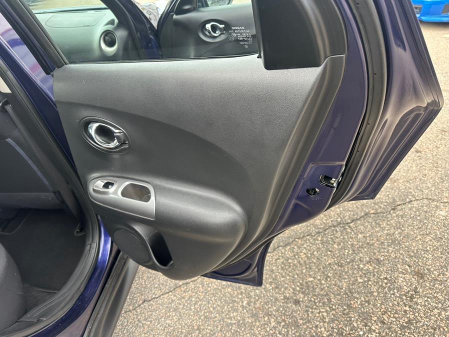 2015 Nissan JUKE 5dr Wgn CVT SV AWD, available for sale in South Windsor, Connecticut | Mike And Tony Auto Sales, Inc. South Windsor, Connecticut 2015 Nissan JUKE 5dr Wgn CVT SV AWD, available for sale in South Windsor, Connecticut | Mike And Tony Auto Sales, Inc. South Windsor, Connecticut