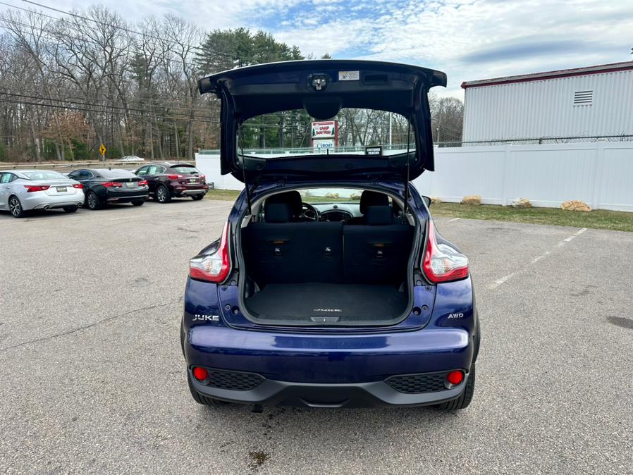 2015 Nissan JUKE 5dr Wgn CVT SV AWD, available for sale in South Windsor, Connecticut | Mike And Tony Auto Sales, Inc. South Windsor, Connecticut 2015 Nissan JUKE 5dr Wgn CVT SV AWD, available for sale in South Windsor, Connecticut | Mike And Tony Auto Sales, Inc. South Windsor, Connecticut