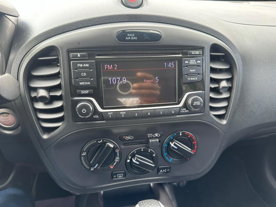 2015 Nissan JUKE 5dr Wgn CVT SV AWD, available for sale in South Windsor, Connecticut | Mike And Tony Auto Sales, Inc. South Windsor, Connecticut 2015 Nissan JUKE 5dr Wgn CVT SV AWD, available for sale in South Windsor, Connecticut | Mike And Tony Auto Sales, Inc. South Windsor, Connecticut