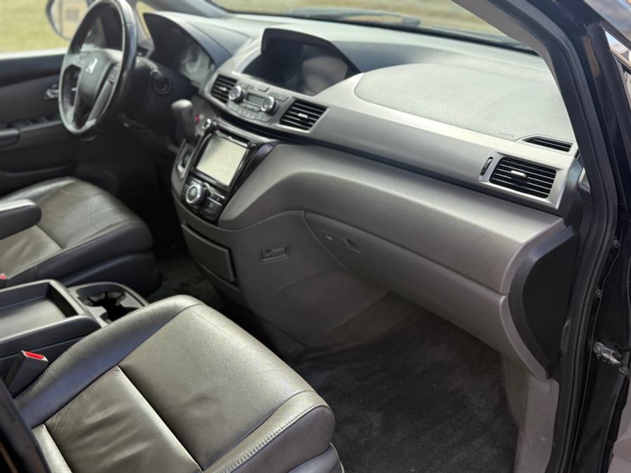 2015 Honda Odyssey EXL, available for sale in Lawrence, Massachusetts | Home Run Auto Sales Inc. Lawrence, Massachusetts 2015 Honda Odyssey EXL, available for sale in Lawrence, Massachusetts | Home Run Auto Sales Inc. Lawrence, Massachusetts