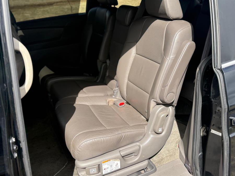 2015 Honda Odyssey EXL, available for sale in Lawrence, Massachusetts | Home Run Auto Sales Inc. Lawrence, Massachusetts 2015 Honda Odyssey EXL, available for sale in Lawrence, Massachusetts | Home Run Auto Sales Inc. Lawrence, Massachusetts