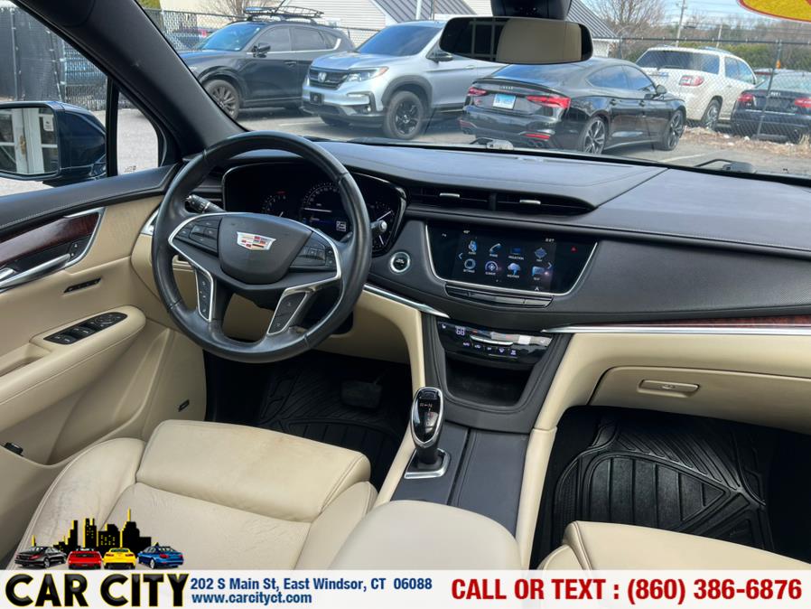 2017 Cadillac XT5 AWD 4dr Luxury, available for sale in East Windsor, Connecticut | Car City LLC. East Windsor, Connecticut 2017 Cadillac XT5 AWD 4dr Luxury, available for sale in East Windsor, Connecticut | Car City LLC. East Windsor, Connecticut