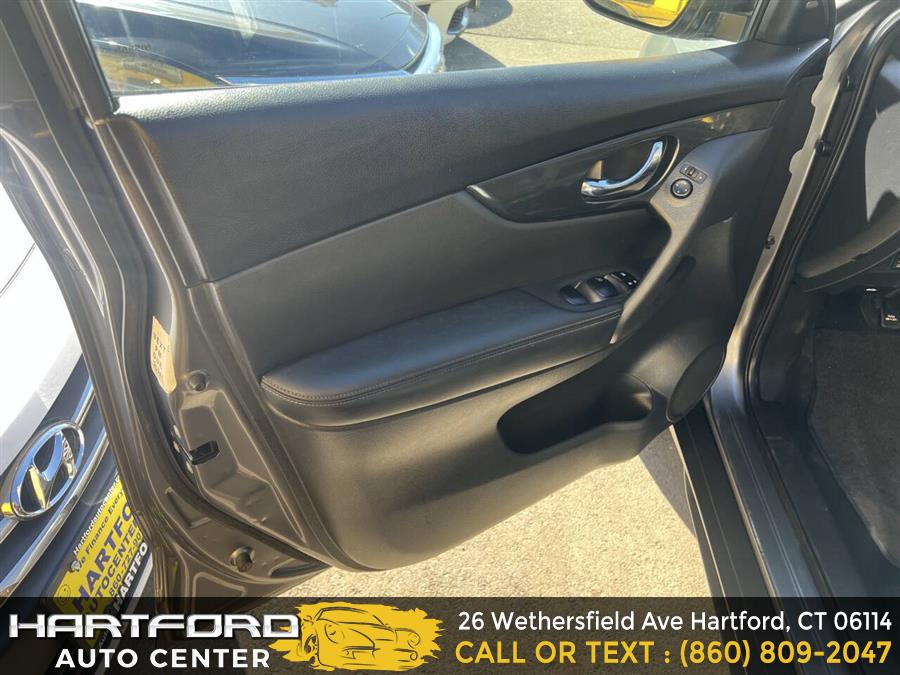 2020 Nissan Rogue SV AWD 4dr Crossover, available for sale in Hartford, Connecticut | Hartford Auto Center LLC. Hartford, Connecticut 2020 Nissan Rogue SV AWD 4dr Crossover, available for sale in Hartford, Connecticut | Hartford Auto Center LLC. Hartford, Connecticut